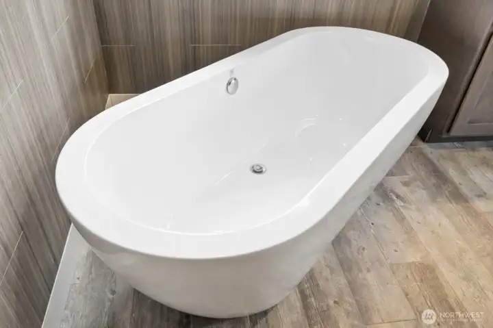 Soaking Tub Soaking Tub