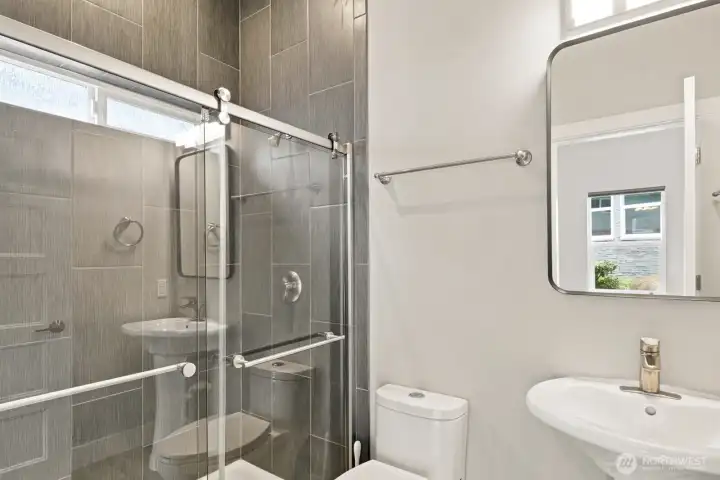 Guest House/ADU Shower/Bathroom Guest House/ADU Shower/Bathroom