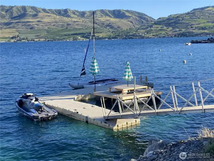 Private Dock with Mooring buoy and floating picnic table. Private Dock with Mooring buoy and floating picnic table.