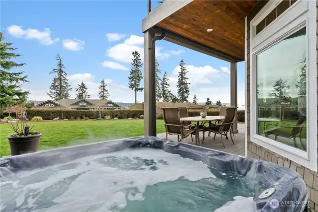 Hot tub off main floor patio