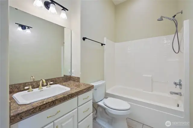 Guest Bathroom on Mainfloor