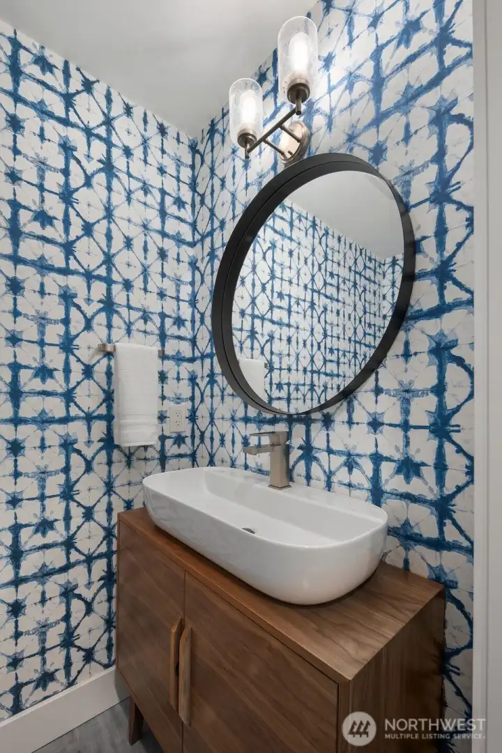 Powder room
