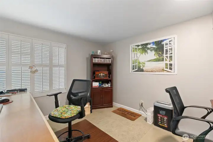 3rd bedroom or could be your office space