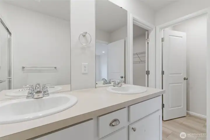 Private primary bathroom