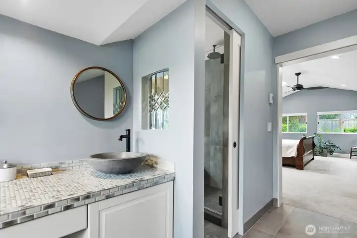 Second vanity in the primary suite bathroom.