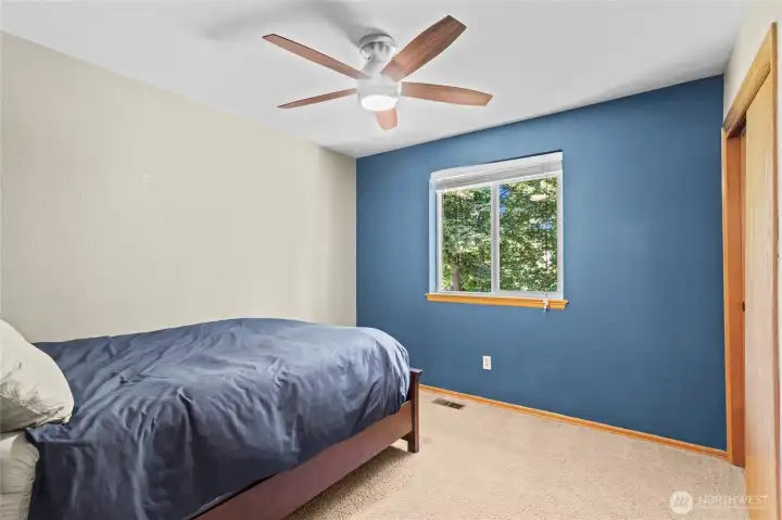 2nd bedroom