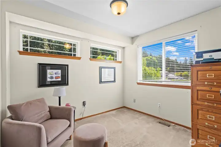 Office/Den Could be used for a 4th bedroom