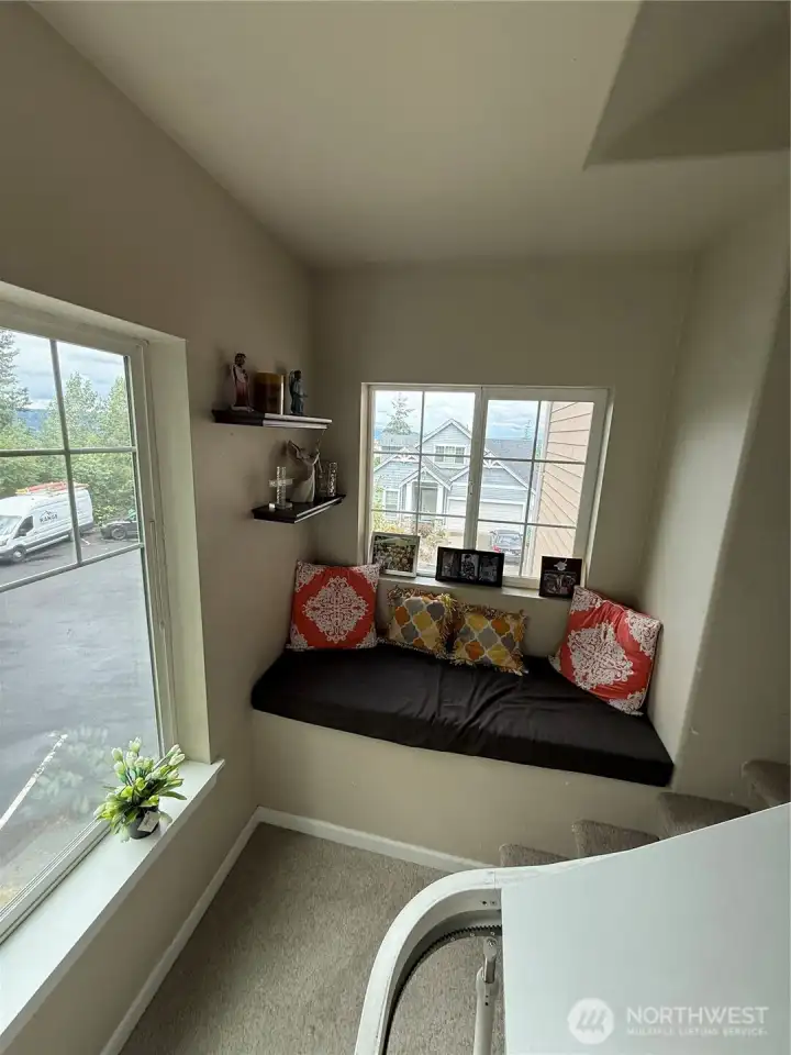 nook between 2nd and 3rd floor.
