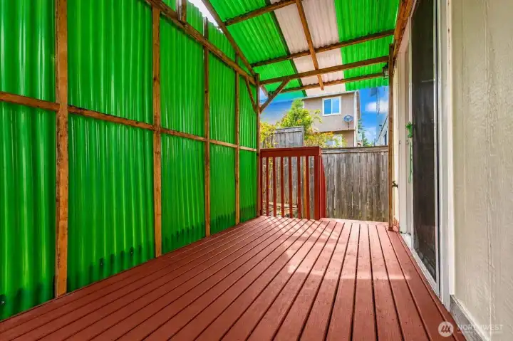 Back Deck - Looking Right