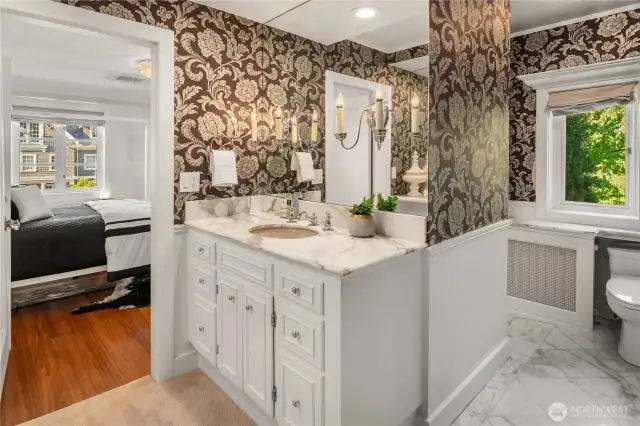 the adjoining 3/4 bathroom.