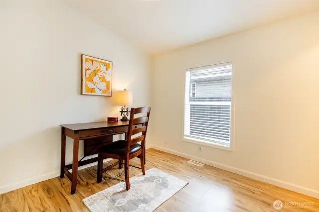 Secondary bedroom