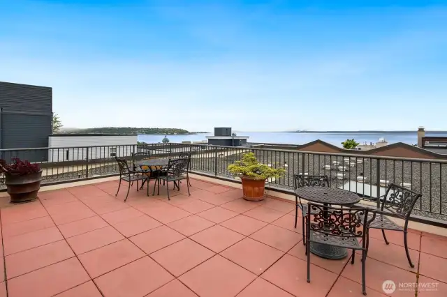 Deck level 1