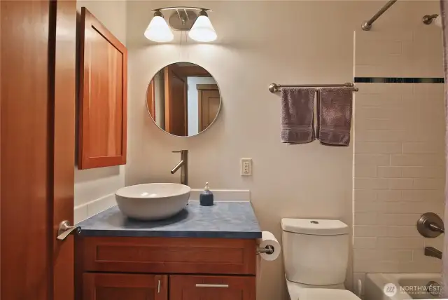 Bathroom - main level