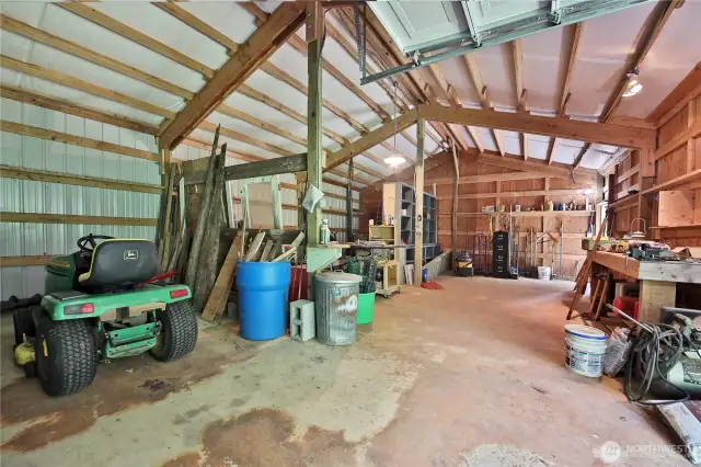 Workshop/ Garage