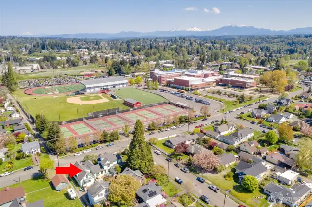 North toward Snohomish High School.