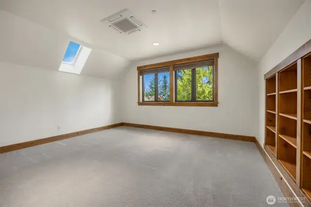 Upstairs office/bedroom 3.