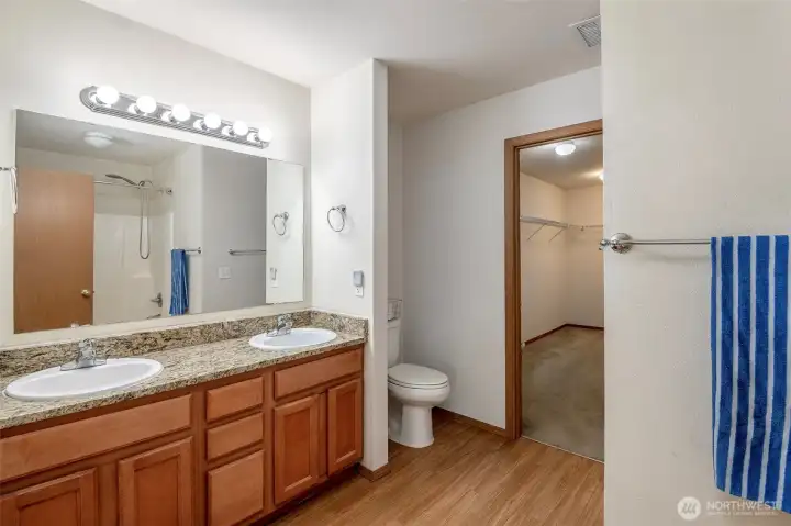 Primary 4 piece bathroom
