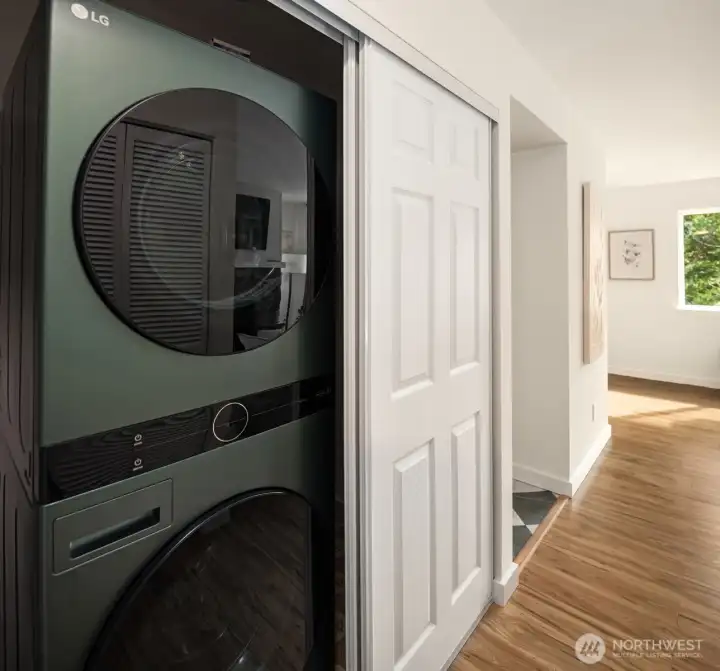 In unit washer & dryer