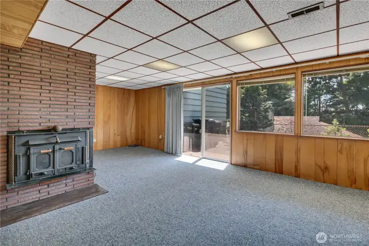 Basement Lounge