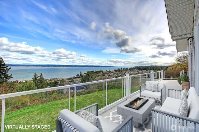Virtually staged amazing outdoor living space!