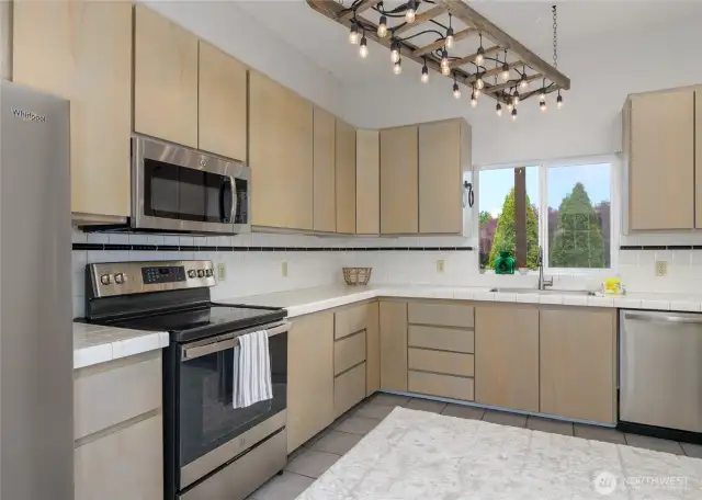 Spacious kitchen