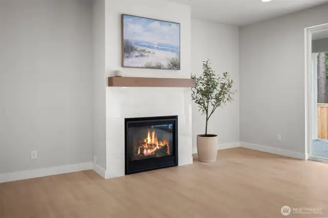 Picture of previously completed home in the same community. For illustrational purposes only. Actual plans and specs may vary. Some features shown are upgrades.
