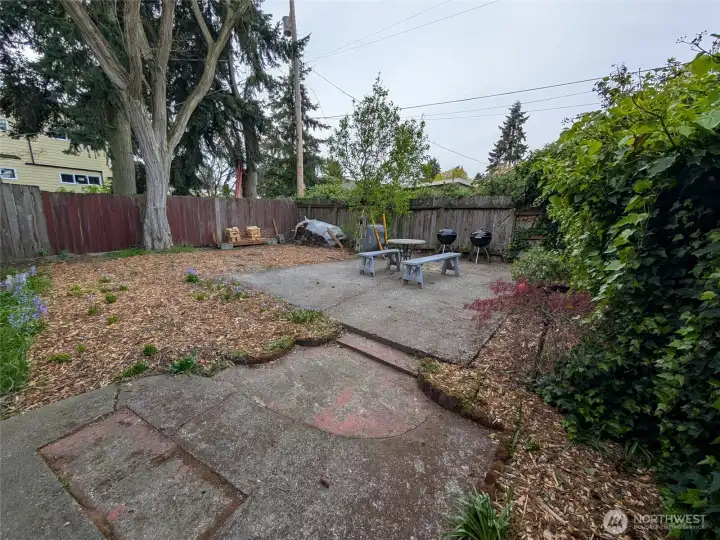 Good size flat & low maintenance backyard.