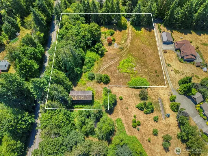 Lot Lines Displayed are estimated