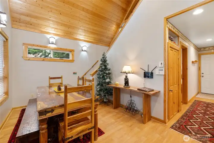 Dinning  Room Table