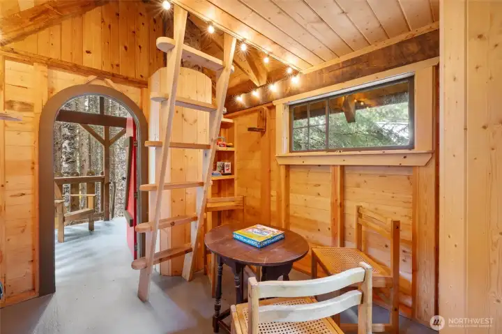 Tree House