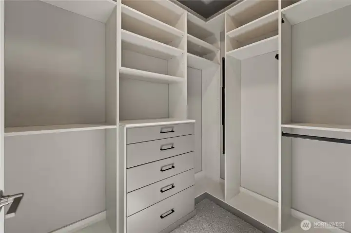 Walk in Custom Closet