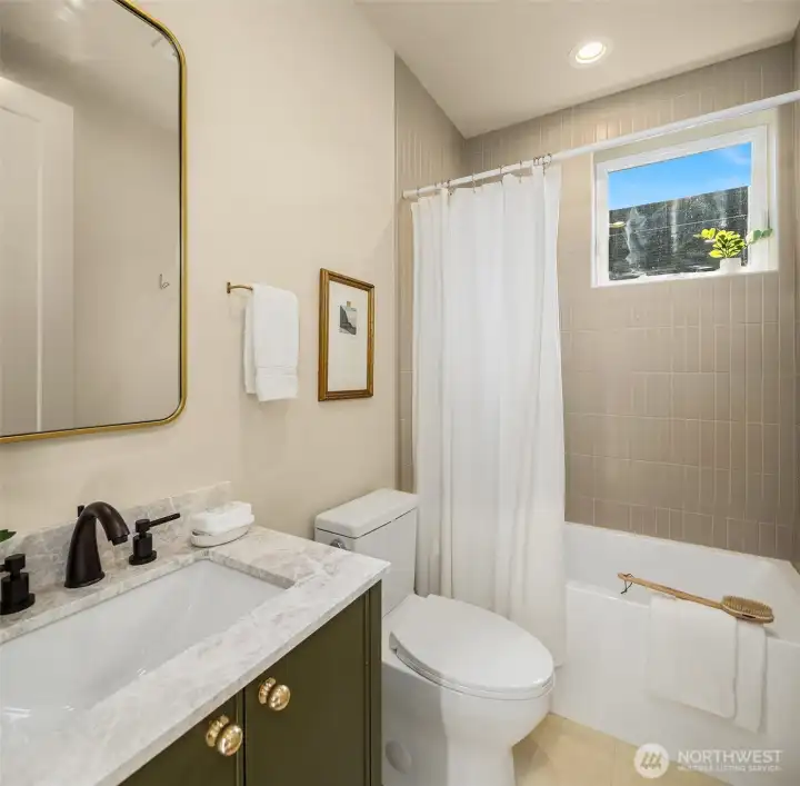 Full bath on the main floor
