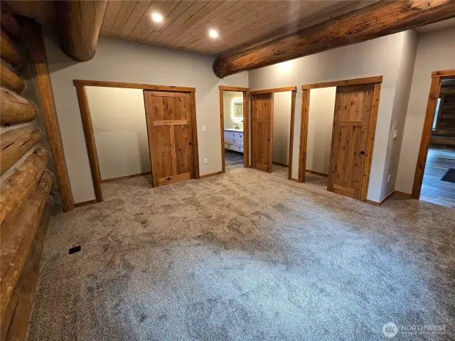 2 walk in Closets