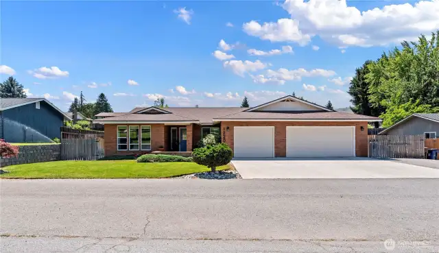 3 car garage