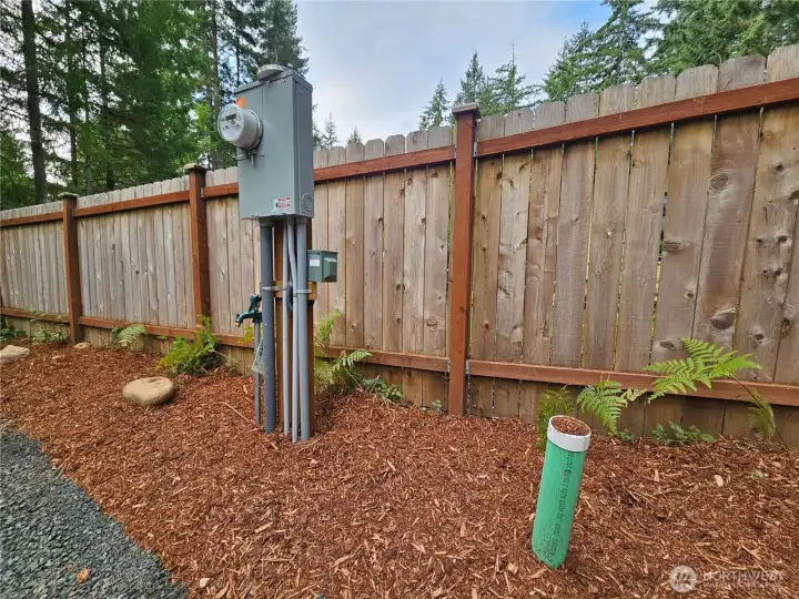 200 amp wire lead, 100 amp box water & sewer