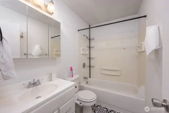 Full Bath in unit 236