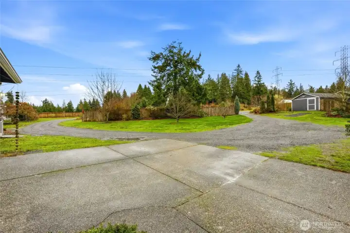 CIRCLE DRIVEWAY AROUND PROPERTY