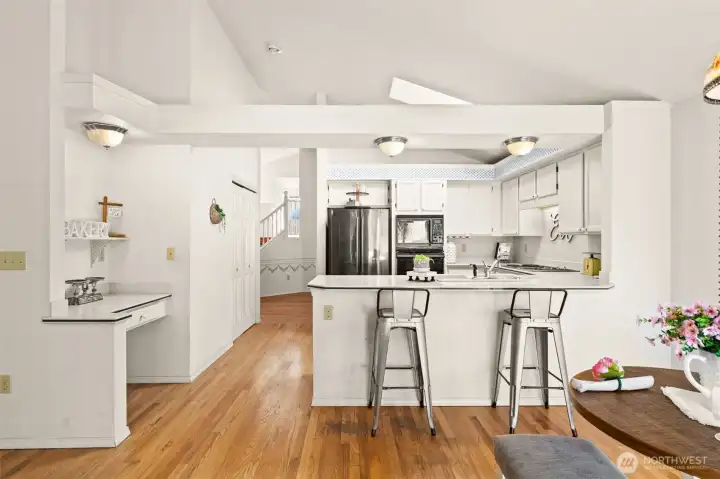 Built-in Desk for convenience.