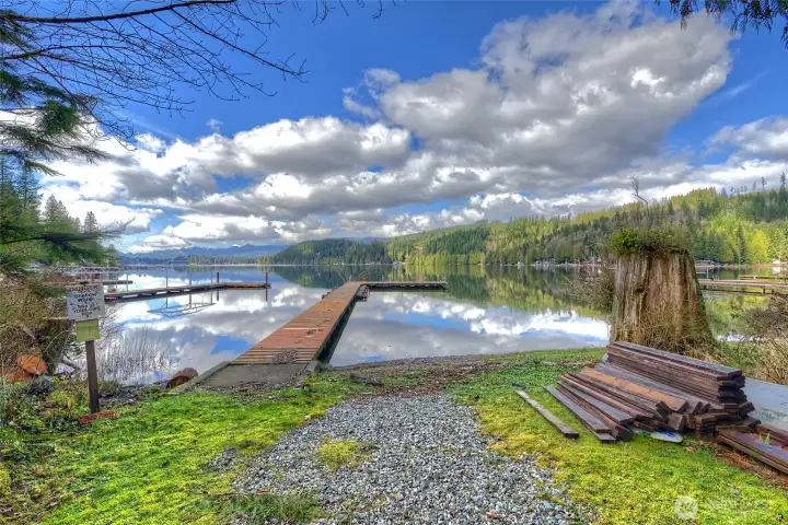 1/16 shared Ownership of Lake Cavanaugh Lot