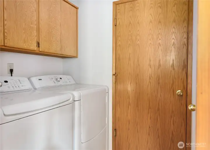 Main level utility room