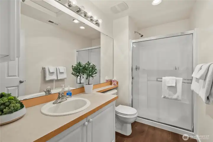 Upstairs 3/4 Bathroom
