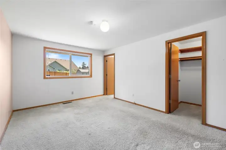 Primary Bedroom with walk in closet and ensuite bath Primary Bedroom with walk in closet and ensuite bath