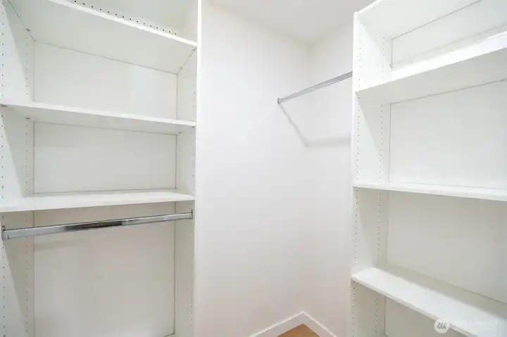 walk in closet walk in closet