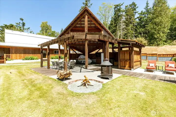 Gazebo, firepit and lounge. Gazebo, firepit and lounge.