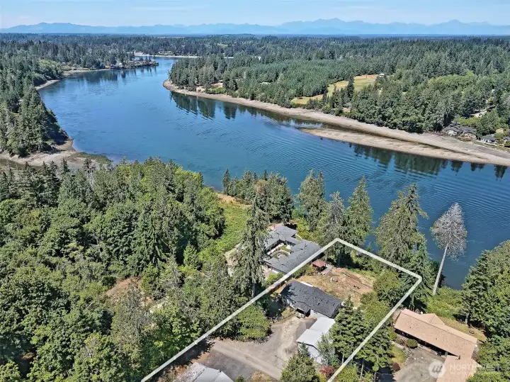 110 feet of waterfront on Hammersley Inlet 110 feet of waterfront on Hammersley Inlet