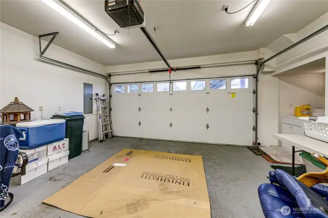 2-Car Garage