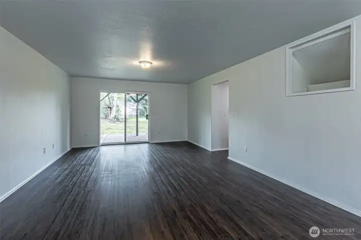 Lower-level bonus room