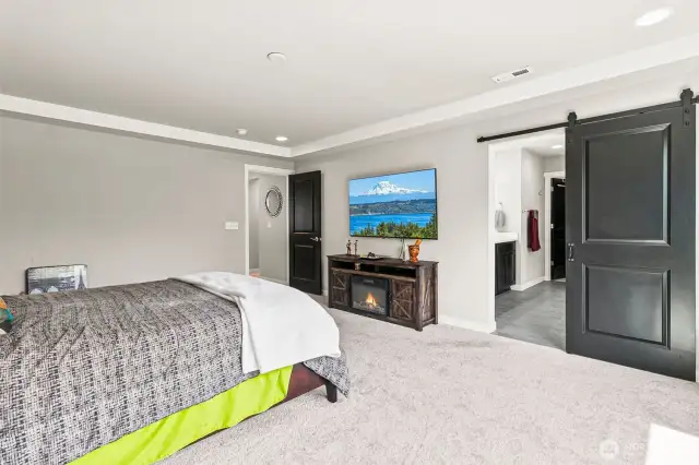 master bedroom - 3