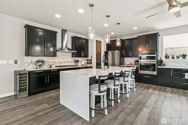 Dining room-kitchen