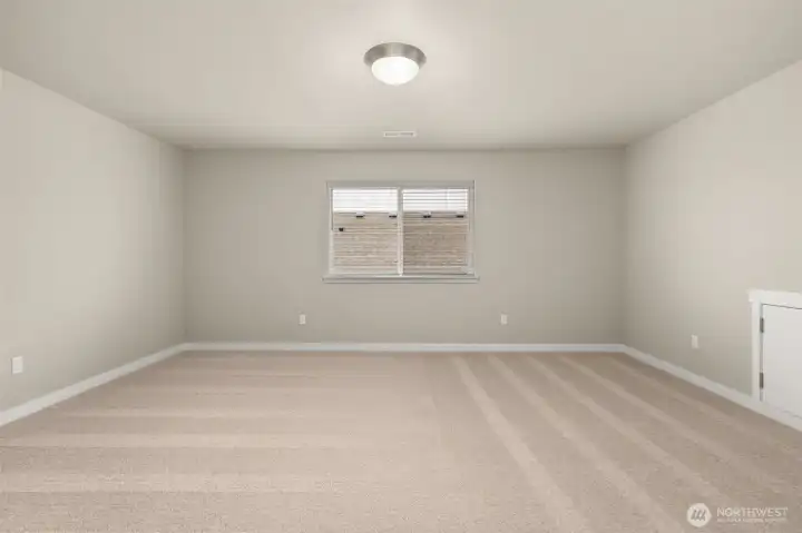 Bonus room upstairs for flexibility as a bedroom or whatever you need for added space. Room is pre-wired for phone/ internet.